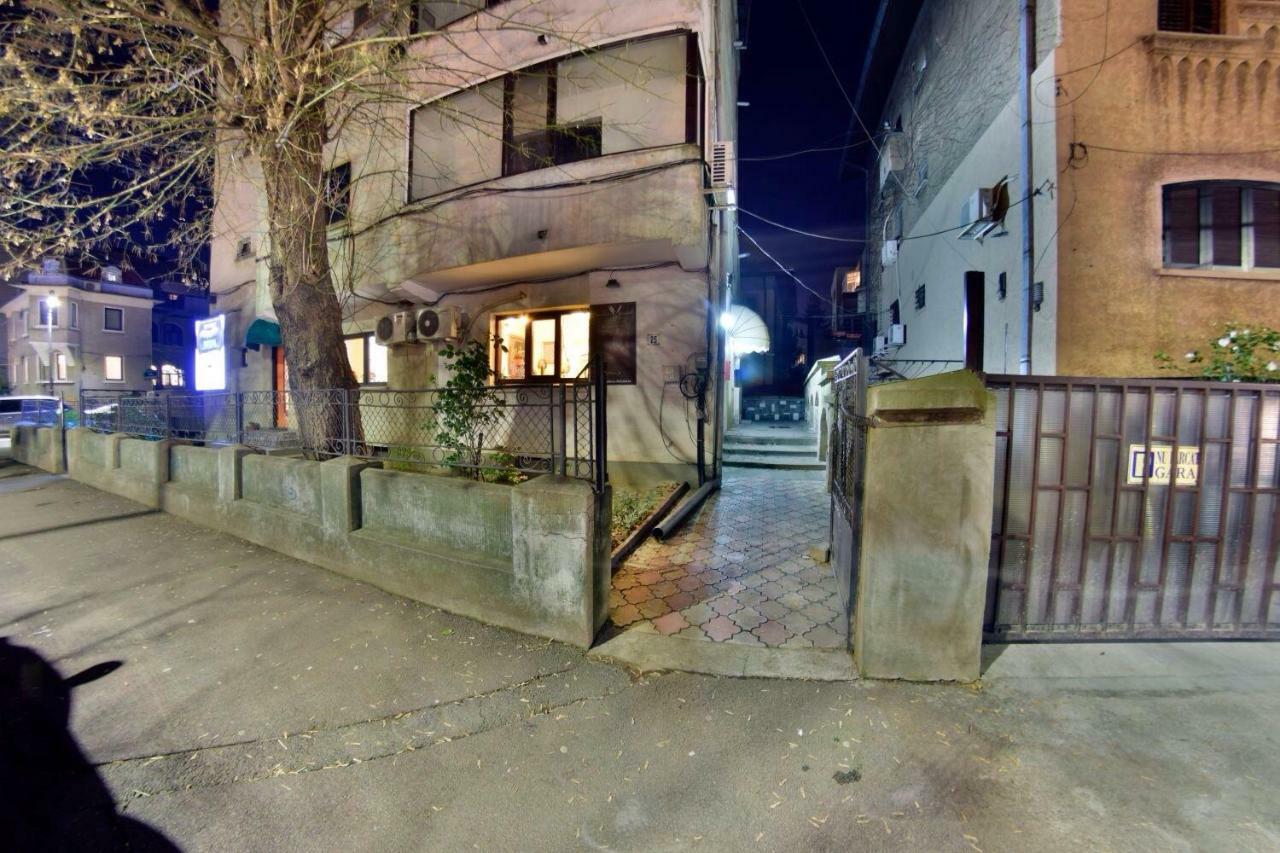 Nicole'S Apartment Bucharest Exterior photo